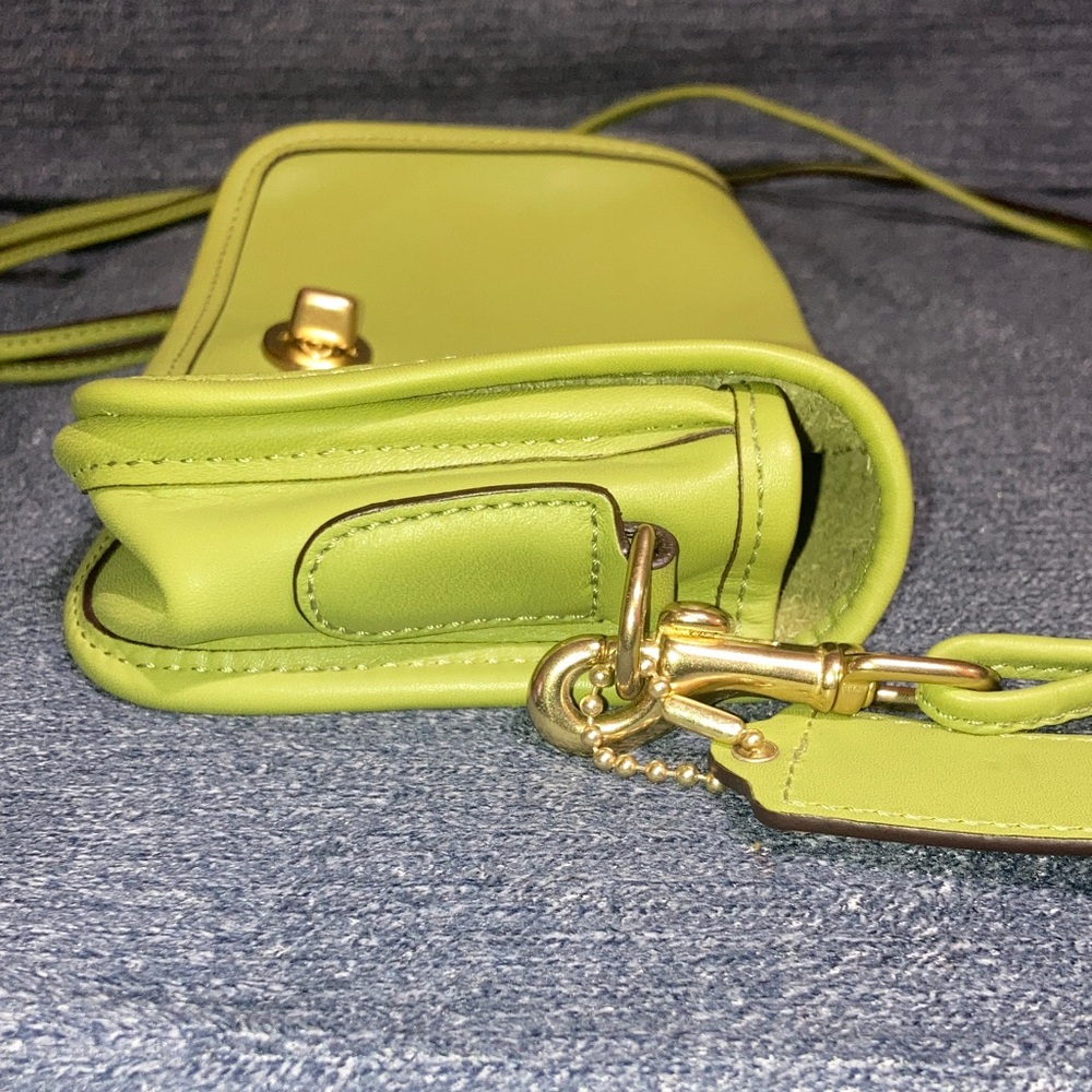 Coach limited edition Lime Green Crossbody Bag - Picture 7 of 7